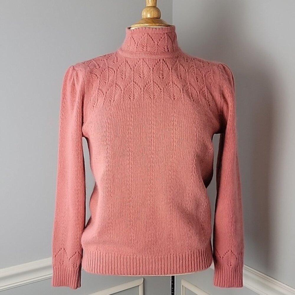 ALPENBLICK Pink Pointelle Knit Turtleneck‎ Mock Neck Button Shoulder Sweater VTG